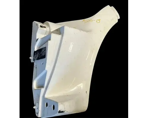 PETERBILT 587 Side Fairing