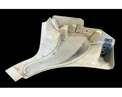 PETERBILT 587 Side Fairing