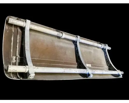 PETERBILT 587 Side Fairing