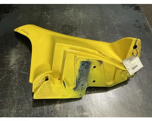 PETERBILT 587 Side Fairing