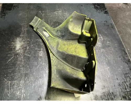 PETERBILT 587 Side Fairing