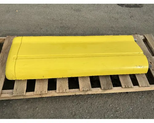 PETERBILT 587 Side Fairing