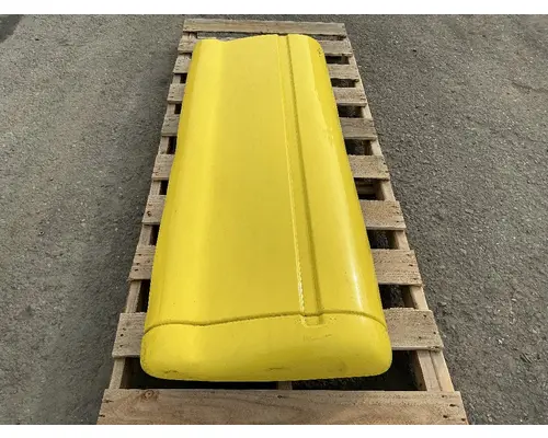 PETERBILT 587 Side Fairing