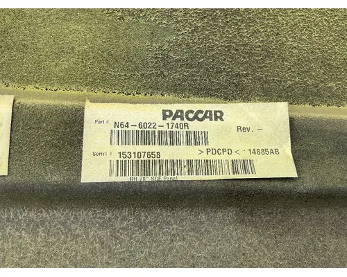 PETERBILT 587 Side Fairing