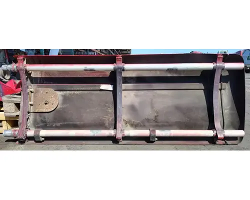 PETERBILT 587 Side Fairing