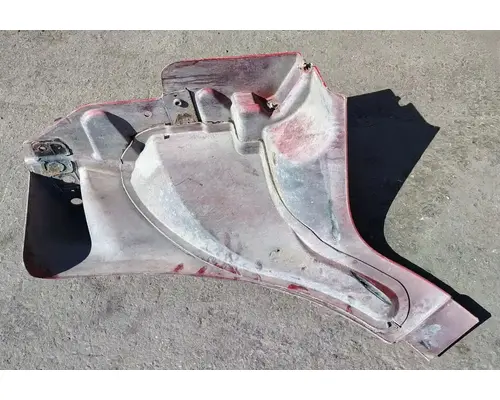 PETERBILT 587 Side Fairing