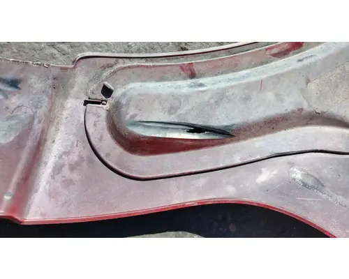 PETERBILT 587 Side Fairing