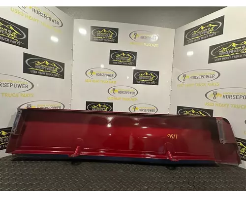 PETERBILT 587 Sleeper Fairing