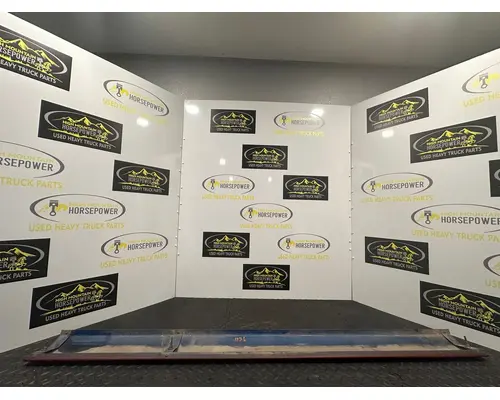 PETERBILT 587 Sleeper Fairing