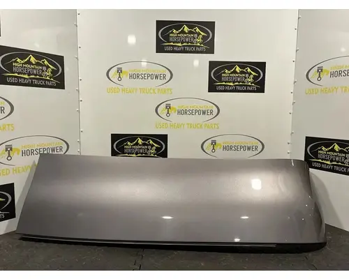 PETERBILT 587 Sleeper Fairing