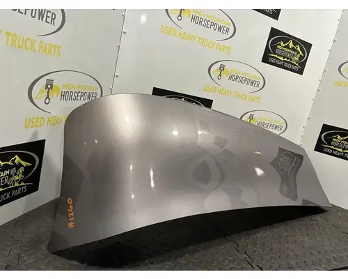 PETERBILT 587 Sleeper Fairing