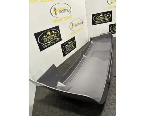 PETERBILT 587 Sleeper Fairing