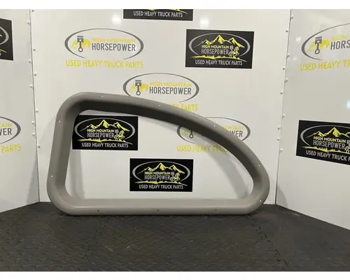 PETERBILT 587 Sleeper