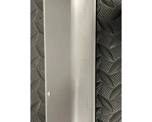 PETERBILT 587 Sleeper