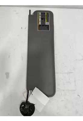PETERBILT 587 Sun Visor (External)
