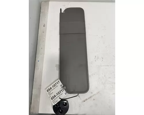 PETERBILT 587 Sun Visor (External)