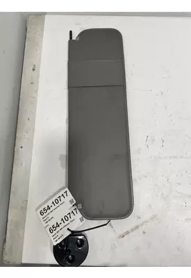 PETERBILT 587 Sun Visor (External)