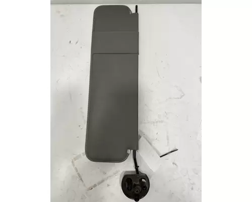 PETERBILT 587 Sun Visor (External)