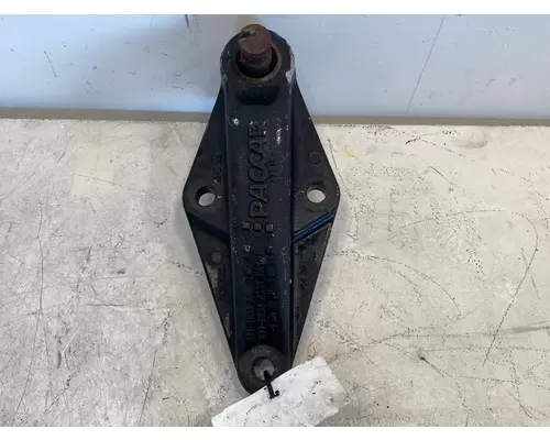 PETERBILT 587 Suspension
