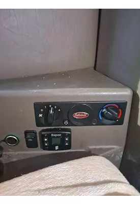 PETERBILT 587 TEMPERATURE CONTROL