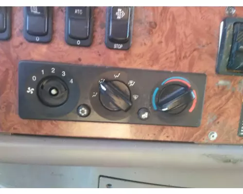 PETERBILT 587 TEMPERATURE CONTROL