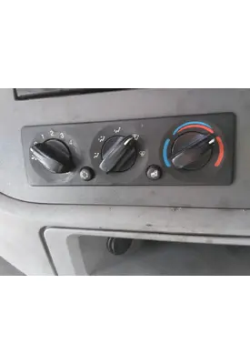 PETERBILT 587 TEMPERATURE CONTROL