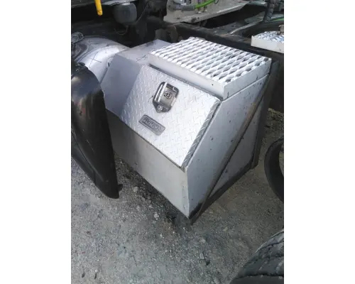 PETERBILT 587 TOOL BOX