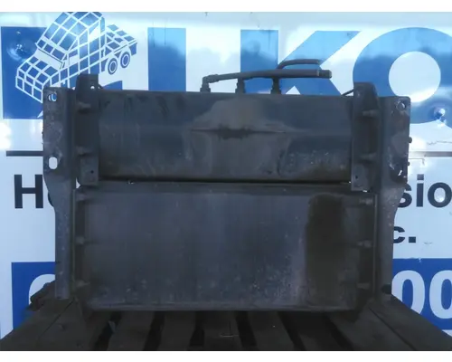 PETERBILT 587 TOOL BOX