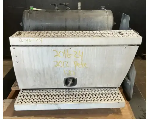 PETERBILT 587 Tool Box