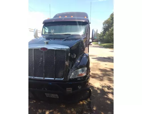 PETERBILT 587 WHOLE TRUCK FOR RESALE