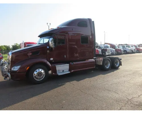 PETERBILT 587 WHOLE TRUCK FOR RESALE