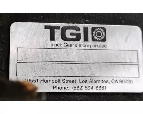 PETERBILT AIR TRAC Cutoff Tandem Axle