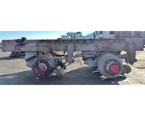 PETERBILT Air Leaf Cutoff Tandem Axle