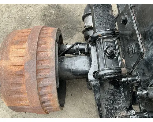 PETERBILT Air Trac Cutoff Tandem Axle