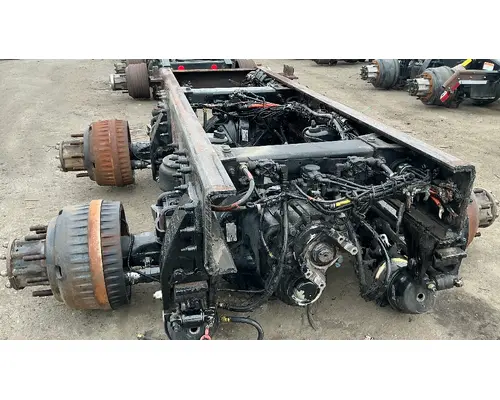 PETERBILT Air Trac Cutoff Tandem Axle