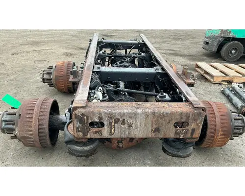 PETERBILT Air Trac Cutoff Tandem Axle