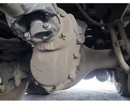 PETERBILT Air Trac Cutoff Tandem Axle