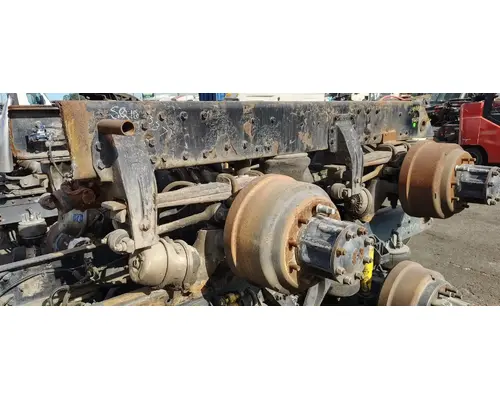 PETERBILT Air Trac Cutoff Tandem Axle