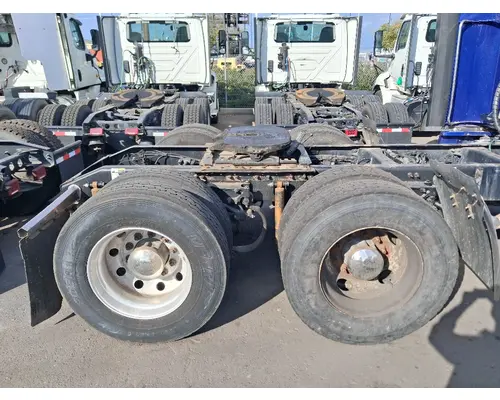 PETERBILT Flex Air / AG380 Tandem Cutoffs