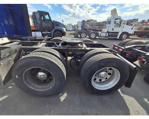 PETERBILT Flex Air / AG380 Tandem Cutoffs