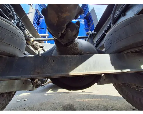 PETERBILT Flex Air / AG380 Tandem Cutoffs