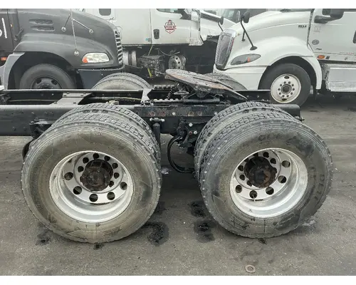 PETERBILT Flex Air / AG380 Tandem Cutoffs