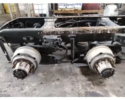 PETERBILT LOW AIR LEAF TANDEM SUSPENSION