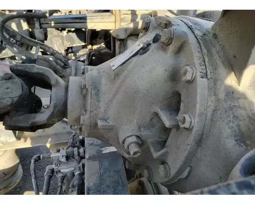 PETERBILT LOW AIR LEAF Cutoff Tandem Axle