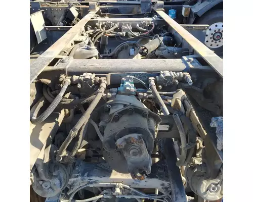 PETERBILT LOW AIR LEAF Cutoff Tandem Axle
