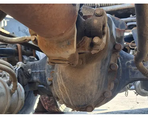 PETERBILT Low Air Leaf Cutoff Tandem Axle