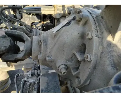 PETERBILT Low Air Leaf Cutoff Tandem Axle