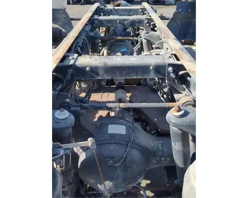 PETERBILT Low Air Leaf Cutoff Tandem Axle