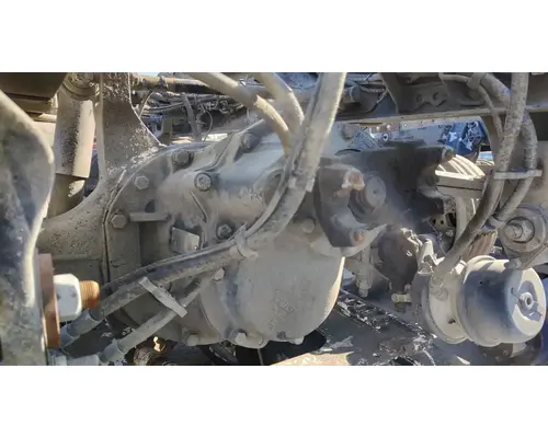 PETERBILT Low Air Leaf Cutoff Tandem Axle