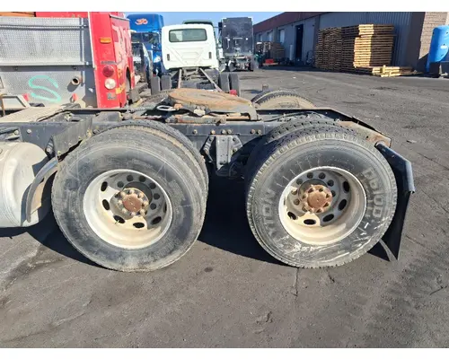 PETERBILT Low Air Leaf Tandem Cutoffs